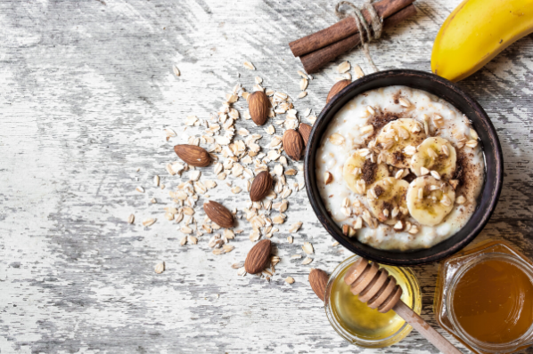 Banana spice, blog, online cooking, smoothie, meal replacement, nutribullet, shake, health, almonds, bananas, milk, immune boosters